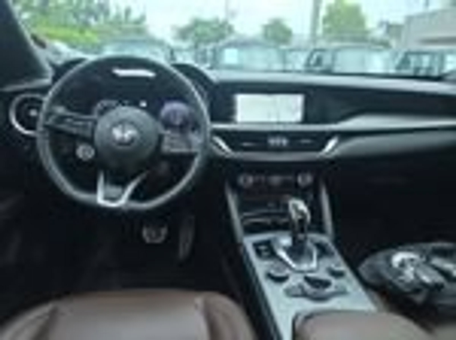 Used 2024 Alfa Romeo Stelvio Ti AWD/4WD image 14