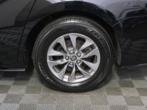 Used 2021 Toyota Sienna XLE w/ XLE Plus Package AWD/4WD image 20