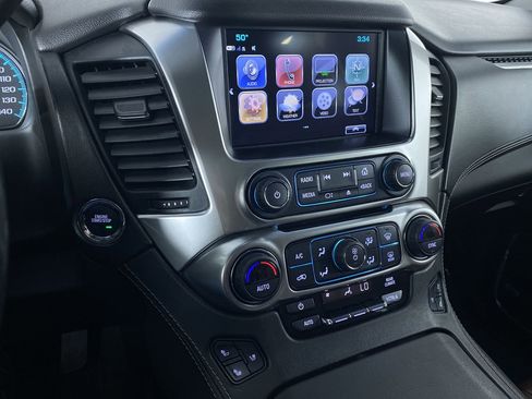 Certified 2019 Chevrolet Suburban Premier w/ Premier Plus Edition image 5