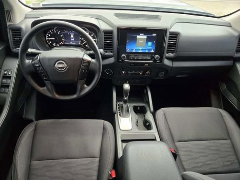 Used 2024 Nissan Frontier S w/ Technology Package AWD/4WD image 6