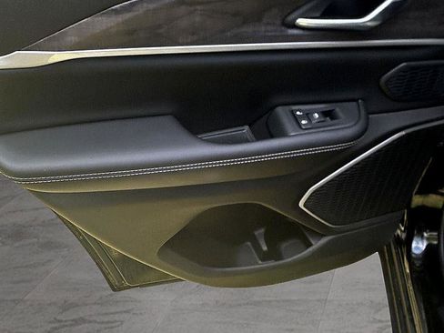 New 2024 Jeep Grand Cherokee Limited 4xe w/ Luxury Tech Group II image 24