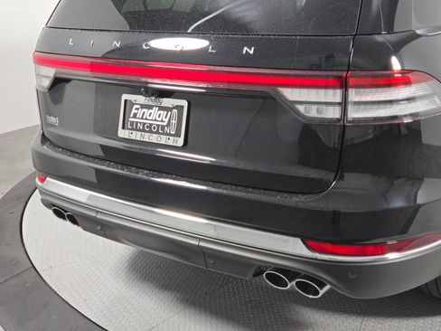 New 2026 Lincoln Aviator AWD image 5