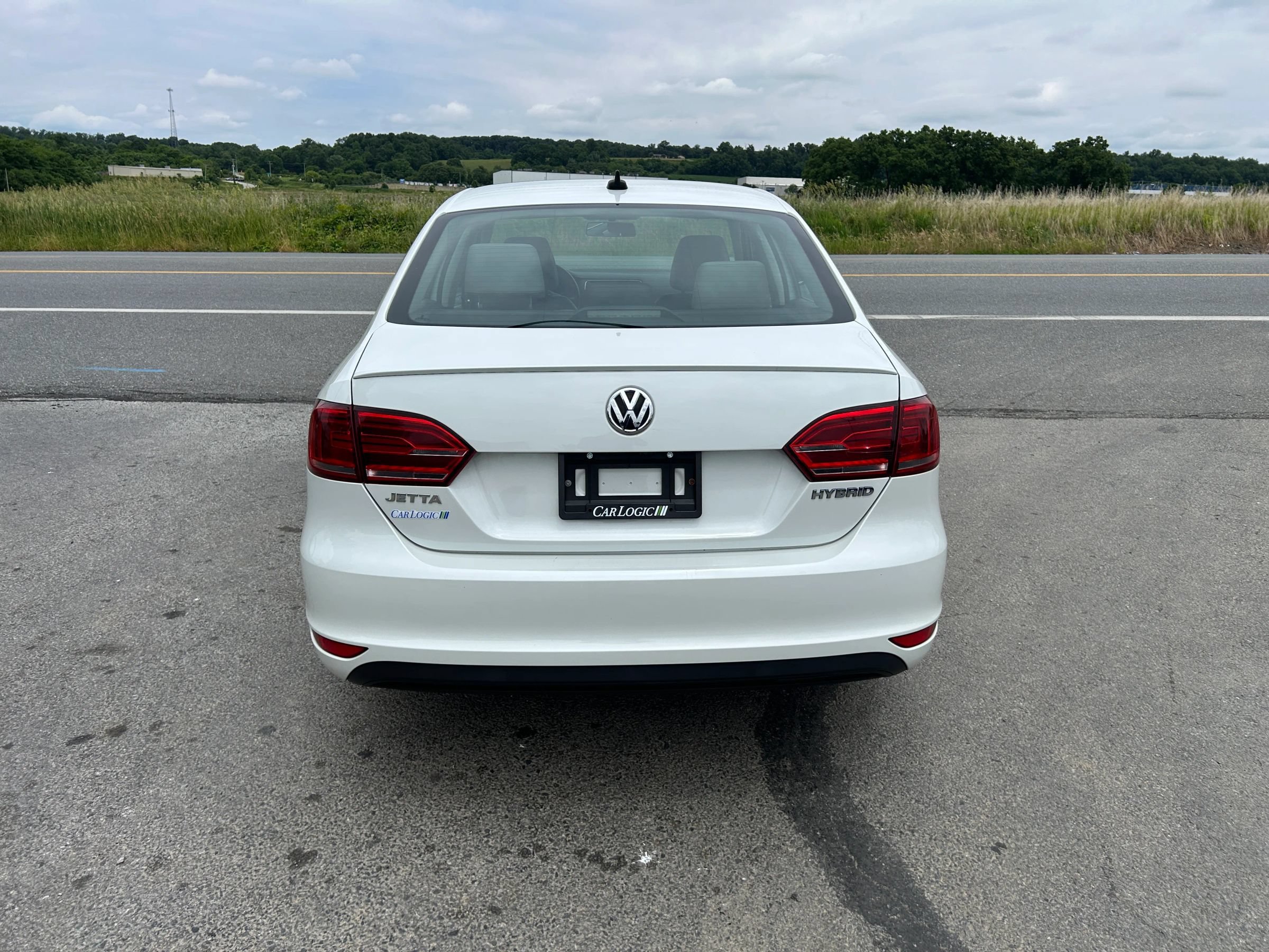 Used 2014 Volkswagen Jetta Hybrid Sedan FWD image 9