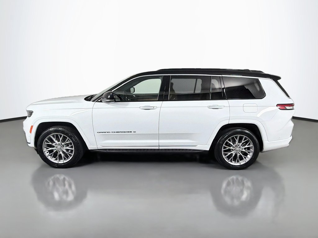 Used 2025 Jeep Grand Cherokee L Summit w/ Luxury Tech Group V AWD/4WD image 4