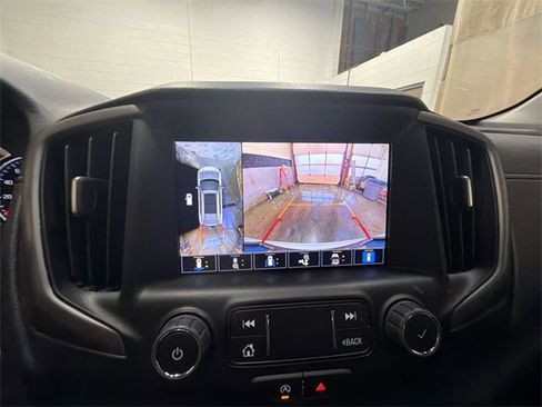 Used 2023 GMC Terrain AT4 w/ Tech Package image 17