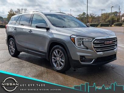 Used 2024 GMC Terrain SLT