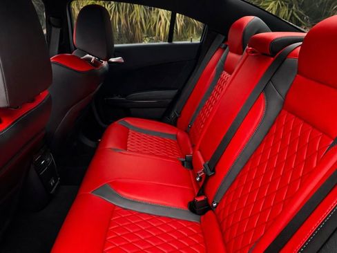 Used 2023 Dodge Charger R/T w/ Blacktop Package image 19