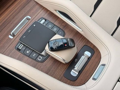 New 2026 Mercedes-Benz GLE 53 AMG 4MATIC image 29