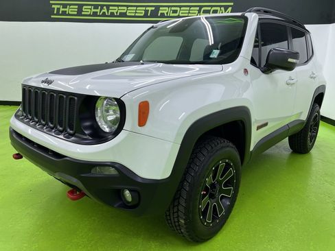 Used 2016 Jeep Renegade Trailhawk w/ Safety & Security Group AWD/4WD image 5