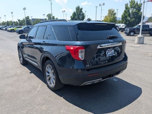 Used 2023 Ford Explorer XLT w/ Equipment Group 202A AWD/4WD image 8