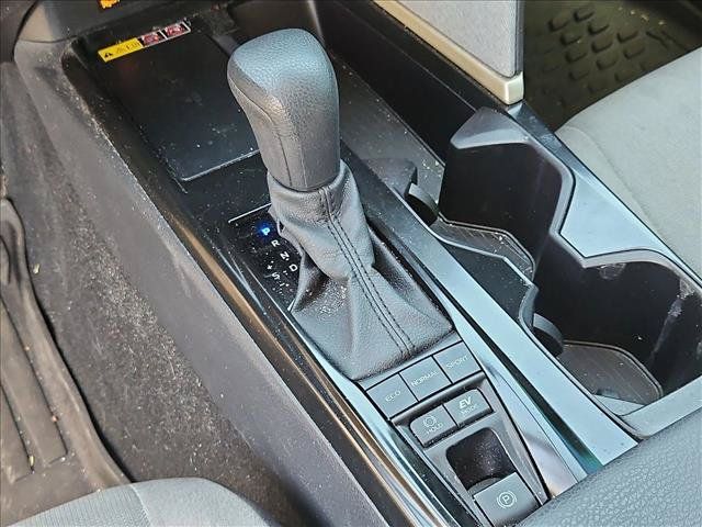 Certified 2025 Toyota Camry LE FWD image 15