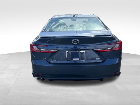 New 2026 Toyota Camry SE image 4