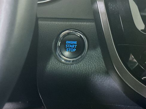 Used 2023 Toyota Camry SE w/ Convenience Package FWD image 20
