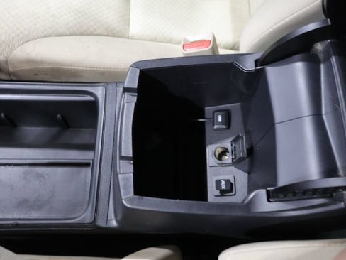 Used 2016 Honda CR-V LX image 28