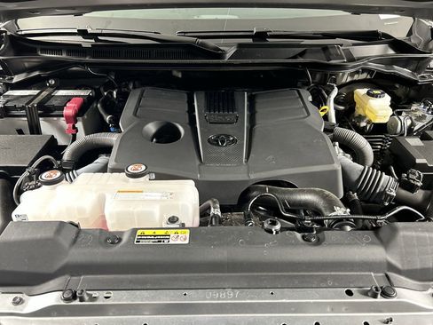 Used 2025 Toyota Tundra SR5 image 10