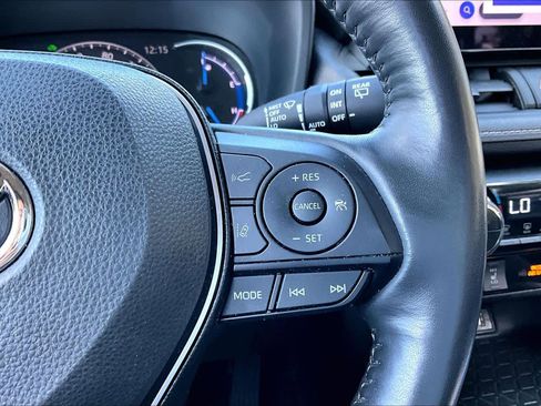 Used 2024 Toyota RAV4 XLE w/ Convenience Package image 24