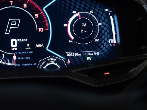 Used 2024 Lamborghini Revuelto AWD/4WD image 35