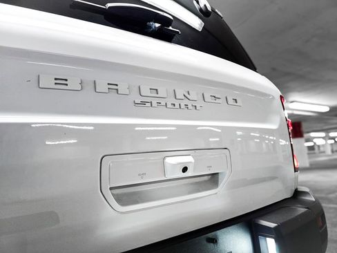 Used 2025 Ford Bronco Sport Badlands w/ Badlands Tech Package image 9