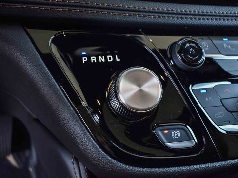 New 2026 Chrysler Pacifica Pinnacle w/ Trailer Tow Group image 21