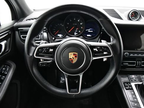 Used 2021 Porsche Macan AWD/4WD image 9
