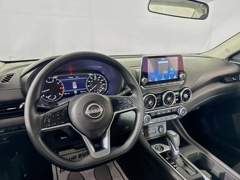 Certified 2025 Nissan Sentra SV w/ Trunk Package image 9