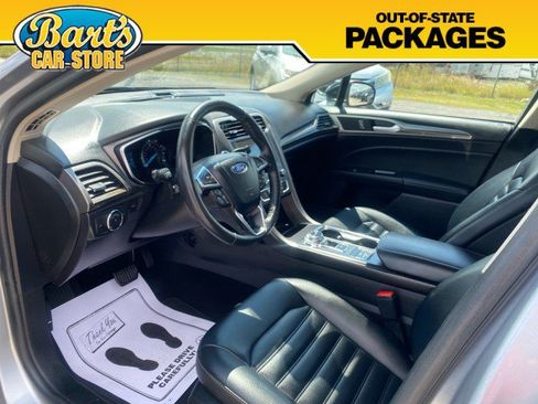 Used 2020 Ford Fusion SEL FWD image 25