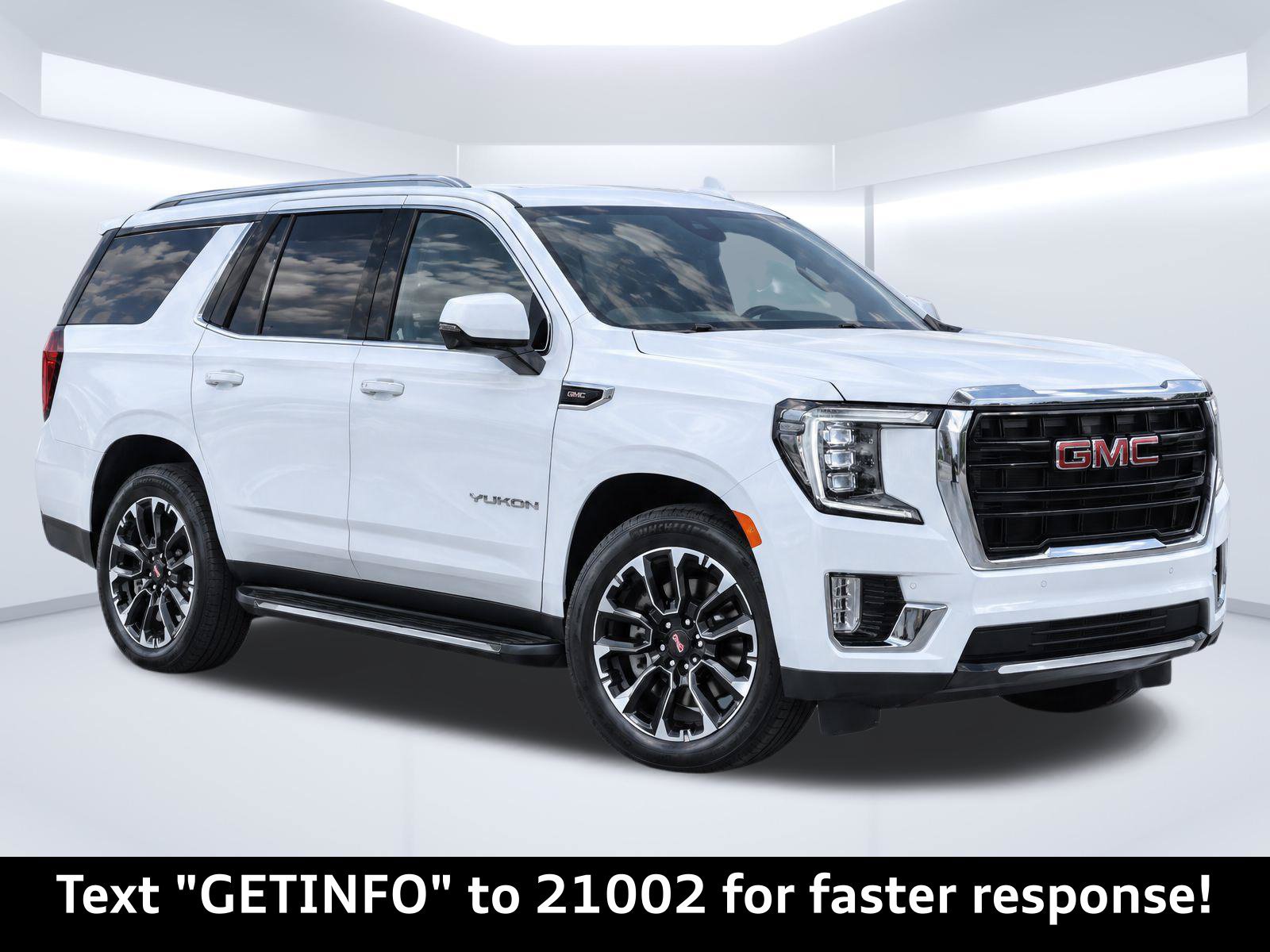 Used 2022 GMC Yukon SLE w/ Gmc Pro Safety Plus Package AWD/4WD image 2