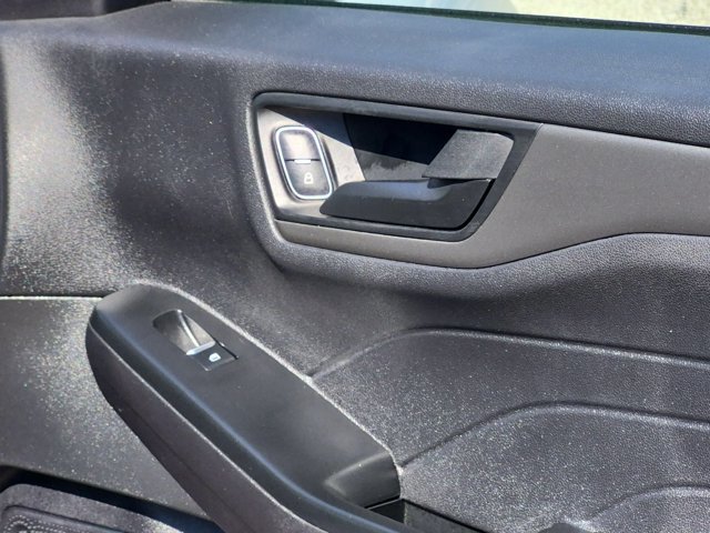 Used 2025 Ford Escape Active AWD/4WD image 30