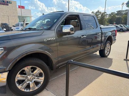Used 2018 Ford F150 Lariat w/ Equipment Group 502A Luxury AWD/4WD image 4