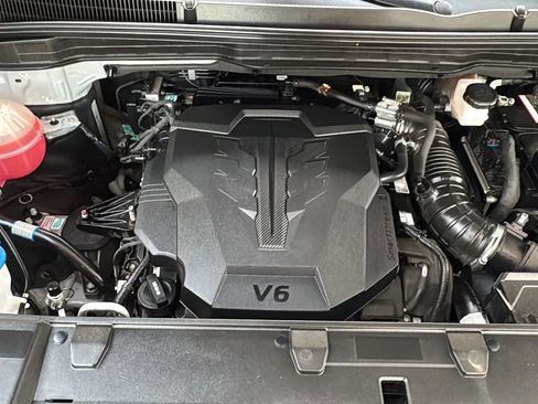 Used 2023 Kia Carnival SX image 49