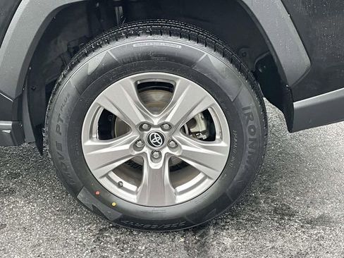 Used 2023 Toyota RAV4 XLE AWD/4WD image 7