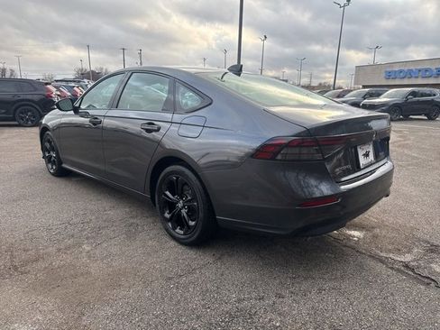 Used 2025 Honda Accord SE image 4