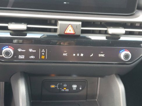 New 2026 Kia Sportage EX w/ EX Panorama Roof Package image 29