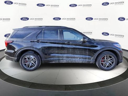 New 2026 Ford Explorer ST-Line w/ ST-Line Street Pack AWD/4WD image 6