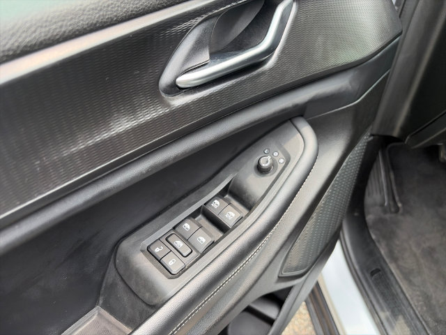 Used 2025 Jeep Grand Cherokee Laredo X w/ MOPAR Finishing Package AWD/4WD image 22