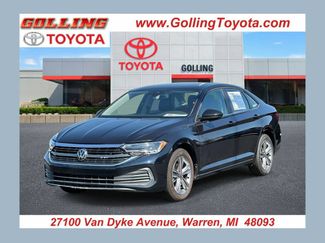 Used 2024 Volkswagen Jetta SE FWD video 1