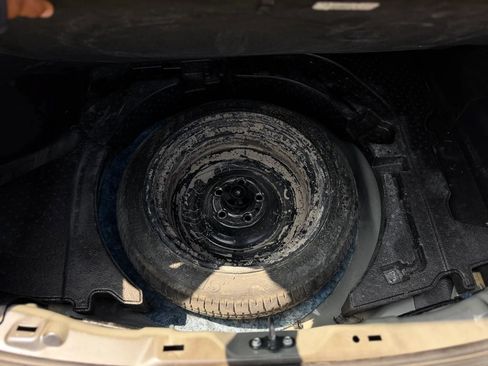Used 2023 MAZDA MAZDA3 s FWD image 41