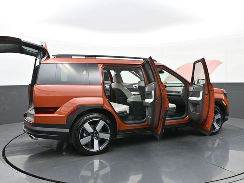 Used 2025 Hyundai Santa Fe Limited image 49