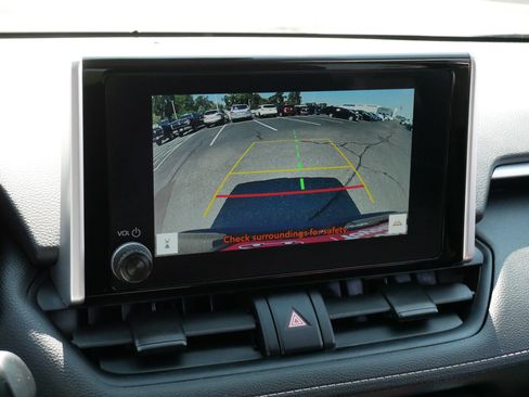 Certified 2025 Toyota RAV4 XLE AWD/4WD image 29