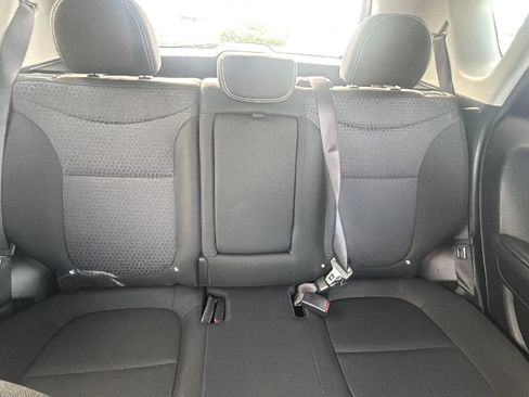 Used 2014 Kia Soul + FWD image 26