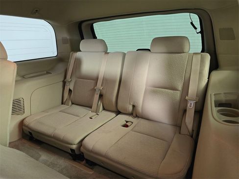Used 2008 GMC Yukon SLE w/ Exterior Appearance Package image 22