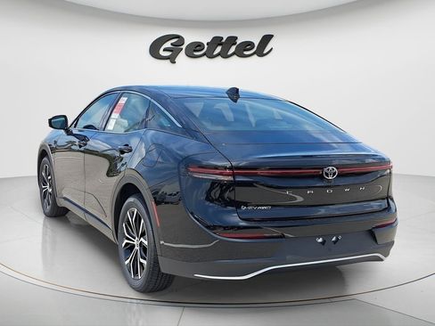 New 2026 Toyota Crown XLE image 4