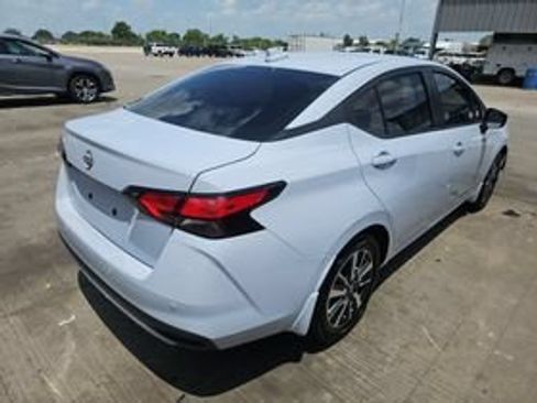 Used 2025 Nissan Versa SV w/ Trunk Package FWD image 2