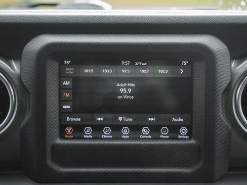 Used 2021 Jeep Wrangler Unlimited Sahara w/ LED Lighting Group image 32