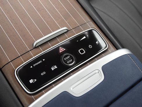 Used 2025 Mercedes-Benz EQS 450+ 4MATIC SUV image 32