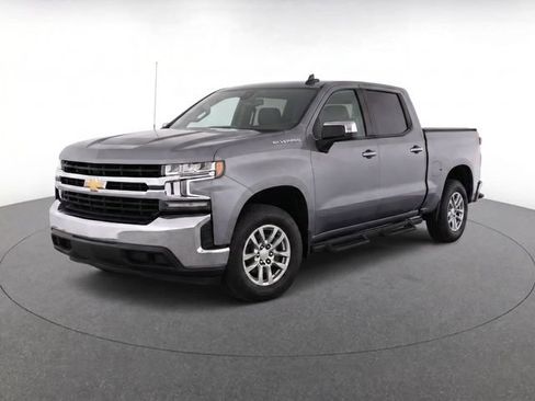 Used 2021 Chevrolet Silverado 1500 LT w/ Bed Protection Package RWD image 3