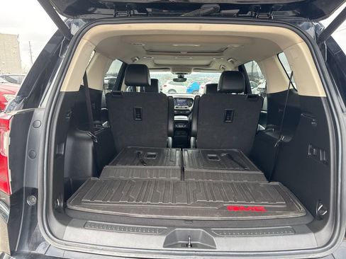 Used 2021 GMC Acadia Denali w/ Denali Ultimate Package image 29