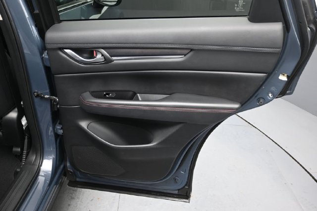Used 2024 MAZDA CX-5 Carbon Edition AWD/4WD image 18