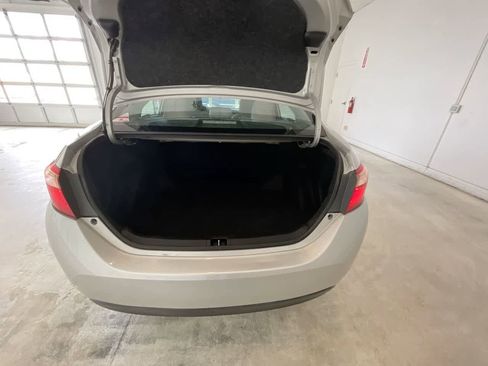 Used 2019 Toyota Corolla LE image 22