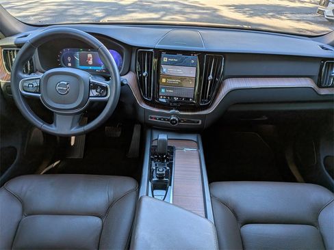 Certified 2023 Volvo XC60 B5 Plus w/ Protection Package Premier image 16